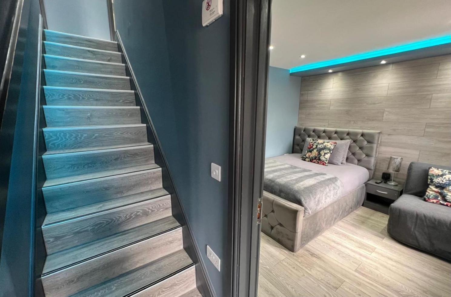Modern Suites -5 Bedroom House- With Free Parking Birmingham City Extérieur photo