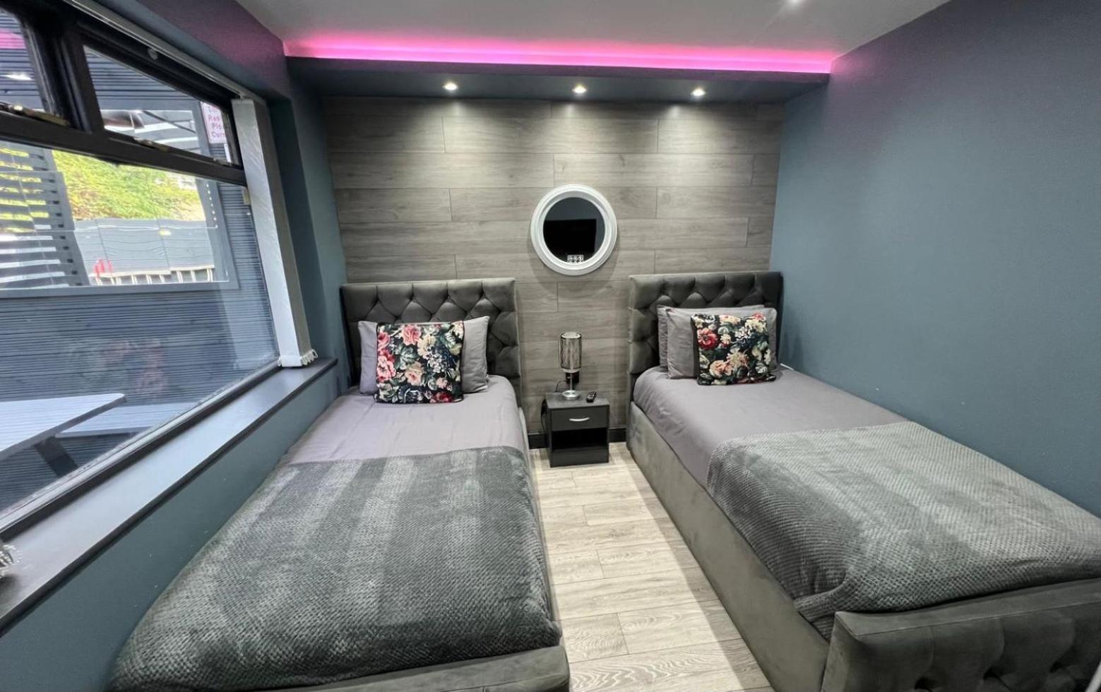 Modern Suites -5 Bedroom House- With Free Parking Birmingham City Extérieur photo