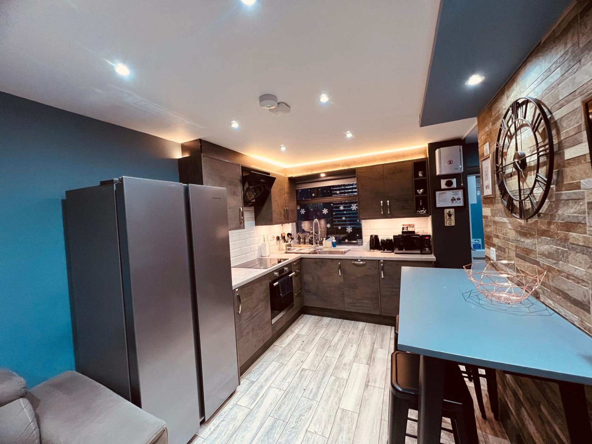 Modern Suites -5 Bedroom House- With Free Parking Birmingham City Extérieur photo