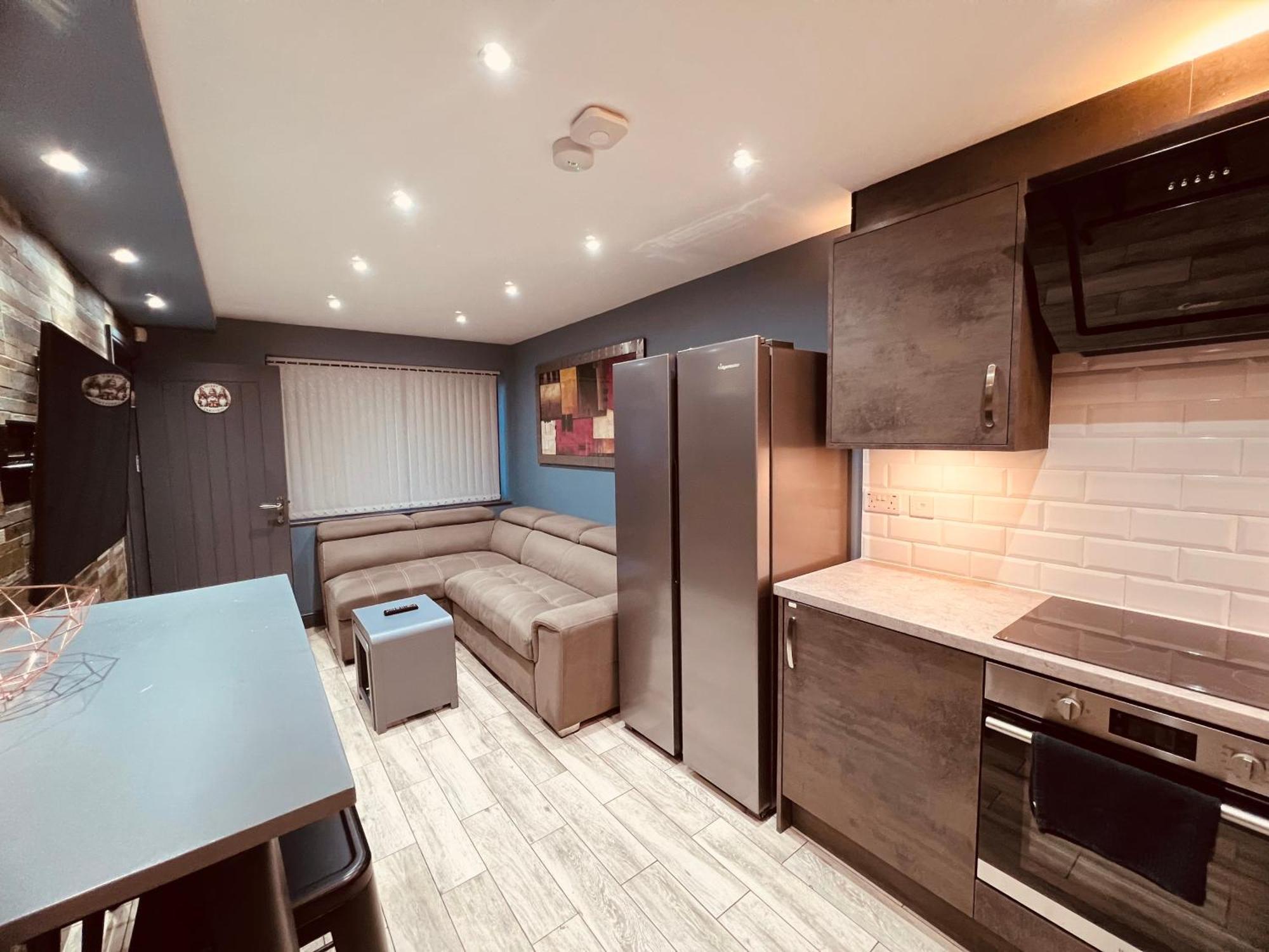 Modern Suites -5 Bedroom House- With Free Parking Birmingham City Extérieur photo